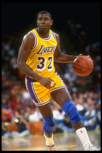 也多由具有 也多由具有