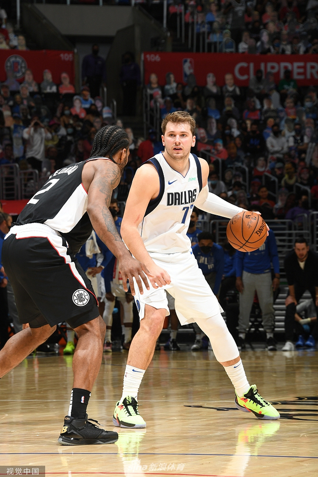 对一个球员 对一个球员