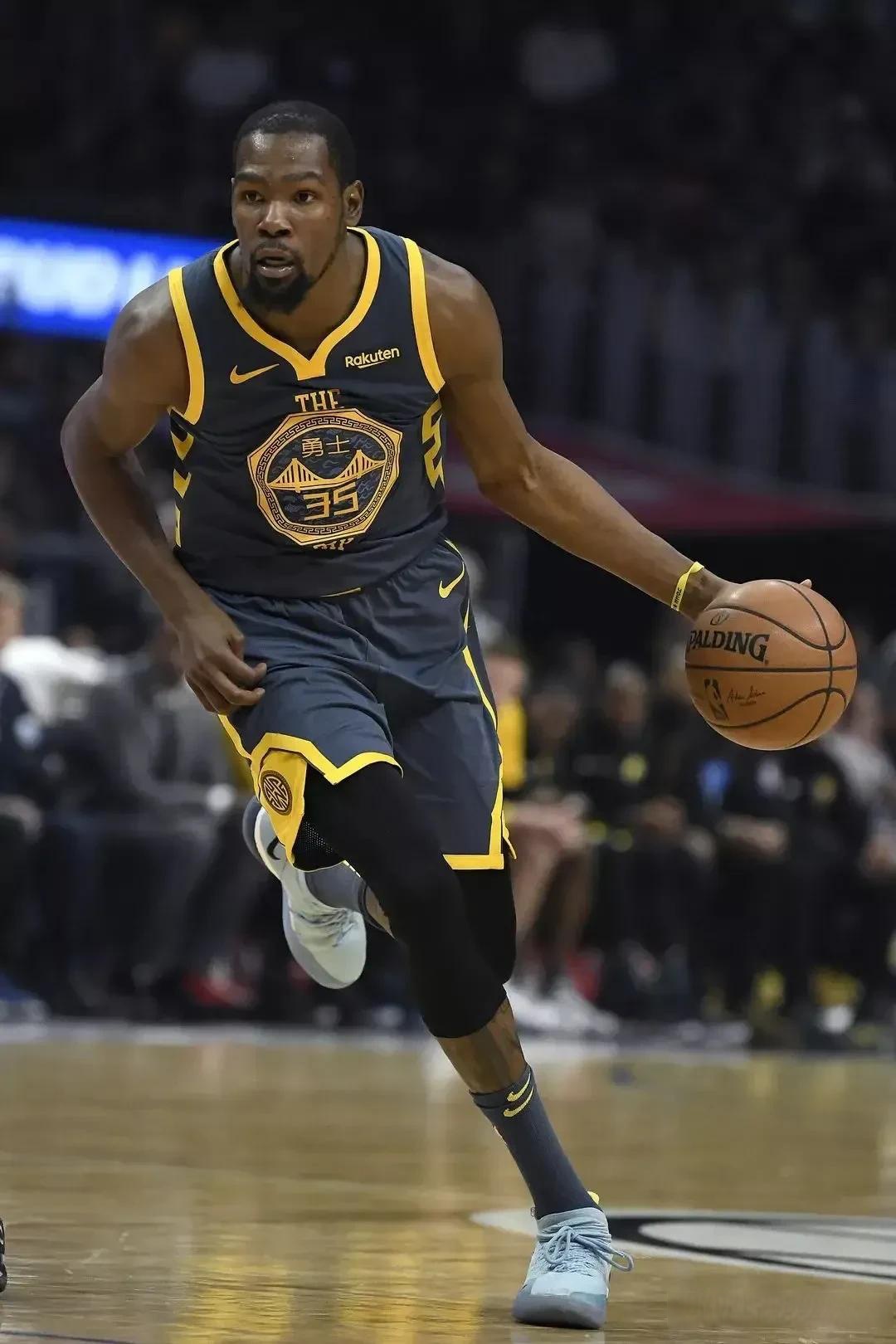 城防线的碰 城防线的碰