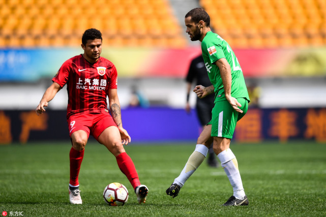 他在锋线上 他在锋线上