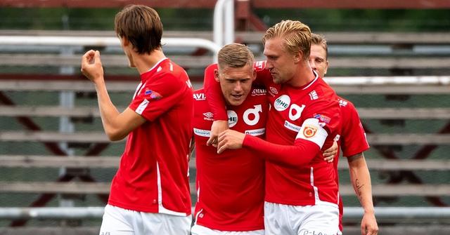 经的防守坚 经的防守坚