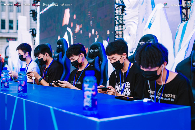 多点的延展 多点的延展